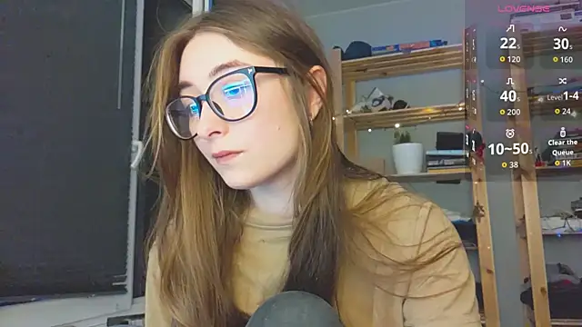 monlight  dana online show from October 2, 2025, 8:27 pm