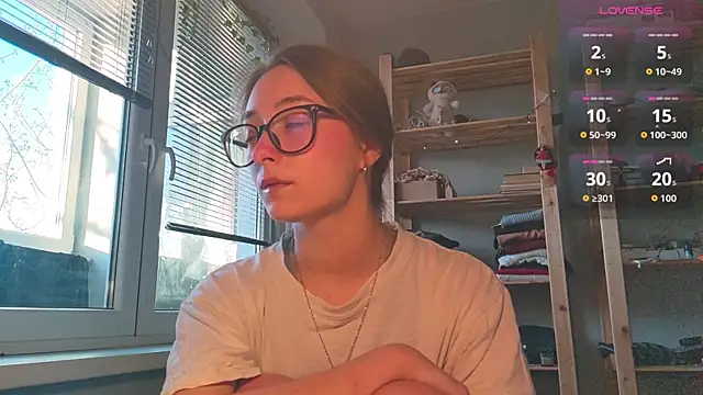 monlight  dana online show from April 2, 2026, 4:15 pm