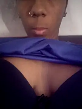 Snapshot of -_Anny_- chatting on November 7, 2025, 7:14 pm - Anny - online show from November 7, 2025, 7:14 pm