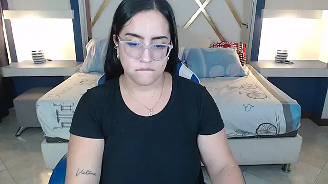 Sofiia davis23 online show from February 6, 2025, 4:36 pm