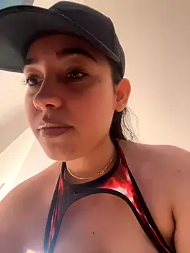 Amy Sin online show from September 16, 2025, 3:24 pm