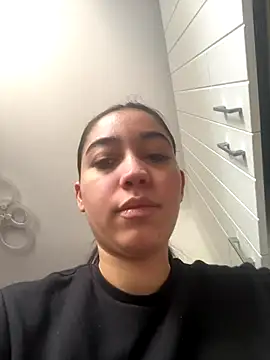 Amy Sin online show from September 26, 2025, 1:48 pm