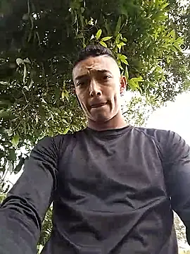 Demiansteven2 online show from October 11, 2025, 4:27 pm