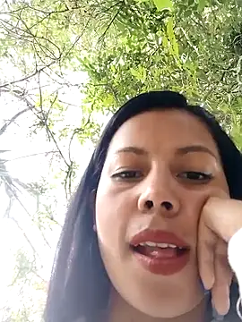 Snapshot of _andrea30 chatting on December 16, 2024, 8:05 pm andrea30 online show from December 16, 2024, 8:05 pm