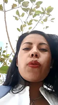 Snapshot of _andrea30 chatting on January 24, 2025, 12:20 pm andrea30 online show from January 24, 2025, 12:20 pm