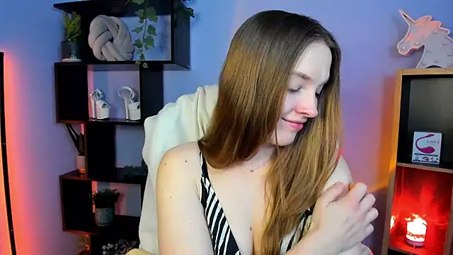 Snapshot of kenzie_x chatting on March 5, 2025, 8:43 am kenzie x online show from March 5, 2025, 8:43 am