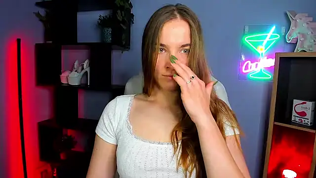 Snapshot of kenzie_x chatting on October 29, 2025, 5:42 am kenzie x online show from October 29, 2025, 5:42 am