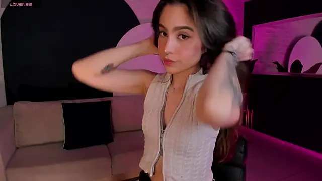 MarianneLane online show from January 9, 2026, 9:05 pm