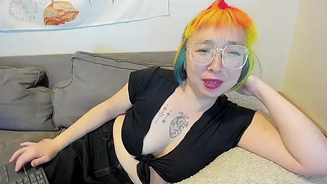 Snapshot of luxgray chatting on March 18, 2025, 3:42 am luxgray online show from March 18, 2025, 3:42 am