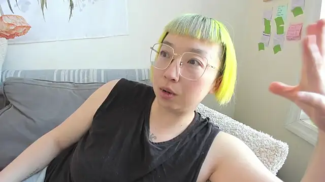 luxgray online show from April 10, 2026, 6:45 pm