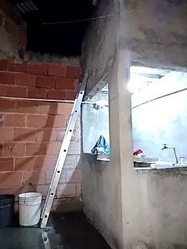 ariana d20 online show from December 2, 2025, 9:03 am