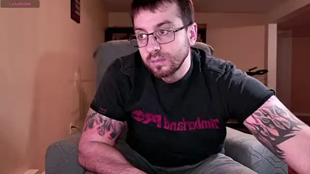 JayXCee Official online show from December 22, 2025, 1:46 am