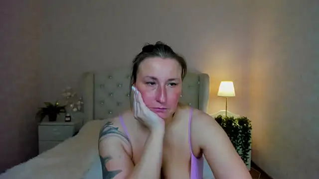 HotLiss online show from March 26, 2026, 11:16 am