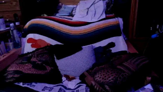 tongueispowerr6d9 online show from March 6, 2025, 9:25 am