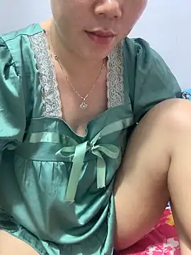 Baby-bigtits online show from September 28, 2025, 12:32 pm