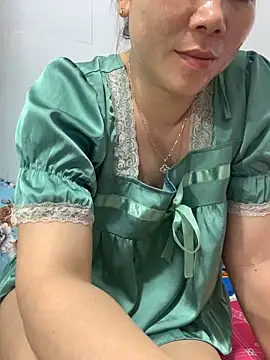 Baby-bigtits online show from October 2, 2025, 11:39 am