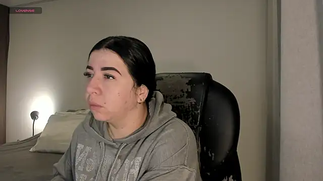 Im coco online show from November 26, 2025, 9:43 am