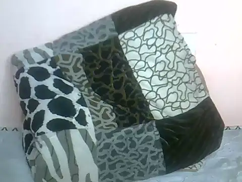 Snapshot of sweet_rozie chatting on February 10, 2026, 6:50 am sweet rozie online show from February 10, 2026, 6:50 am