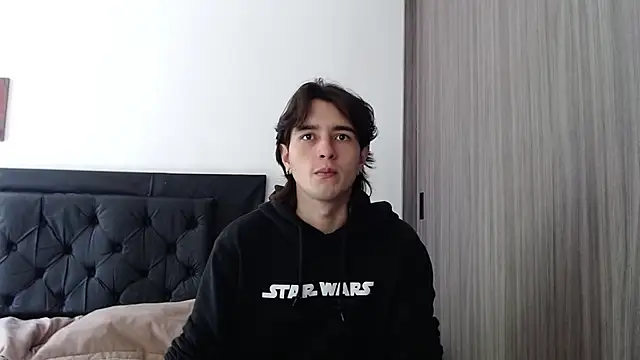 Snapshot of alex_connorr chatting on February 28, 2025, 3:15 pm alex connorr online show from February 28, 2025, 3:15 pm