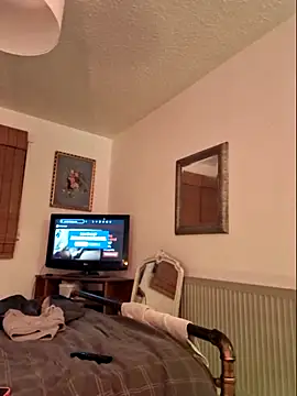 bibananaman online show from February 4, 2026, 8:25 pm