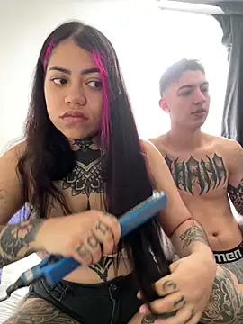 aliensexy online show from May 16, 2026, 3:33 pm