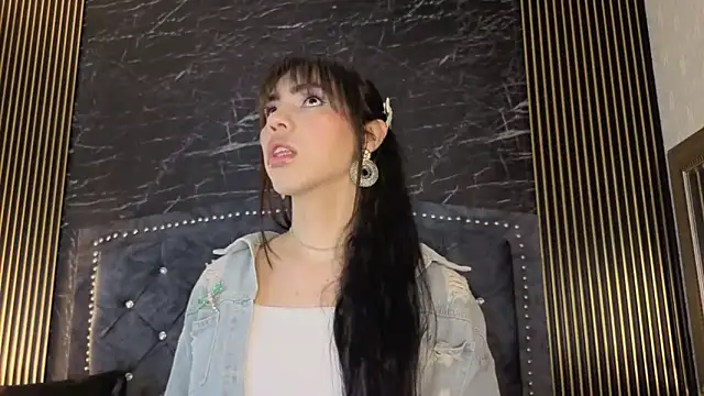 diosagolden online show from November 14, 2025, 8:29 pm