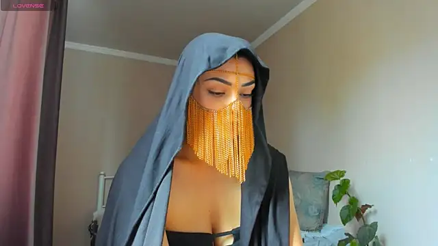  cleopattra  online show from October 12, 2025, 7:51 am