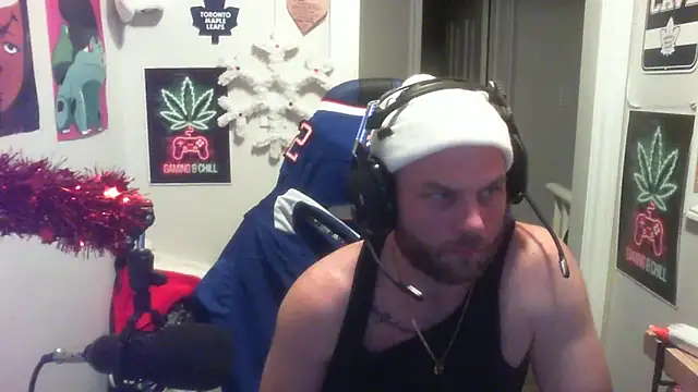 GeneralXMillyX online show from November 12, 2025, 5:02 pm