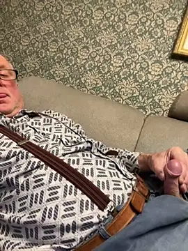 oldgayman online show from October 7, 2025, 4:53 am