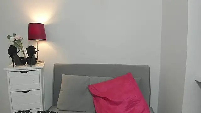 CrystalHotty online show from February 11, 2025, 4:13 pm