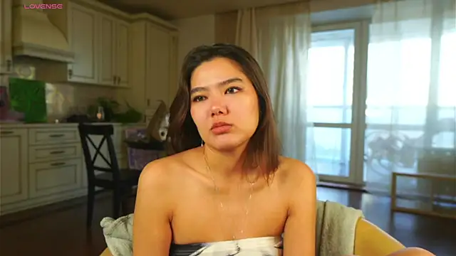 EmmaFisherf online show from April 17, 2026, 3:09 am