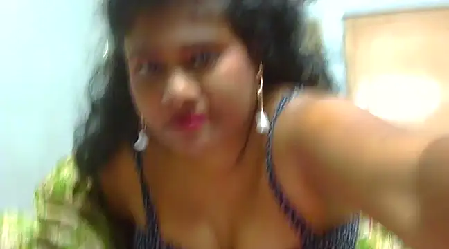 sexy roma online show from January 11, 2025, 1:01 pm