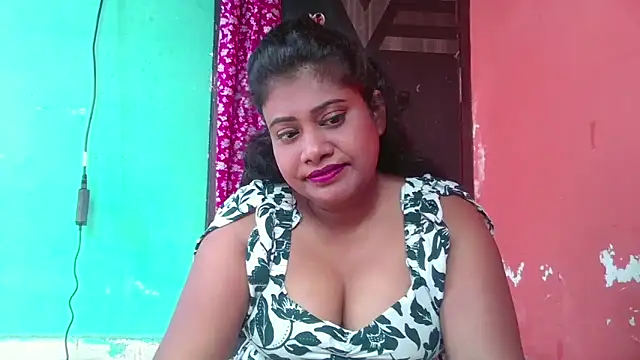 Snapshot of sexy_roma chatting on May 17, 2026, 2:53 am sexy roma online show from May 17, 2026, 2:53 am