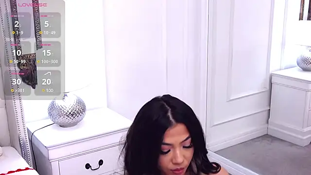 KiaraDevlynn online show from January 24, 2025, 5:53 pm