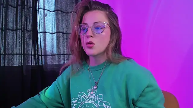 tekila   online show from February 24, 2025, 8:58 pm