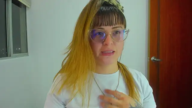 tekila   online show from November 28, 2025, 12:24 am