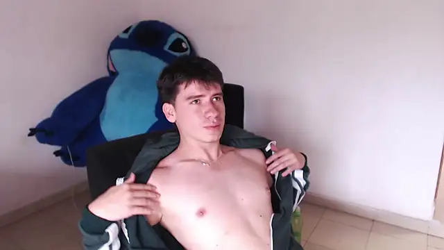 Snapshot of harry_greg21 chatting on February 23, 2026, 2:58 pm harry greg21 online show from February 23, 2026, 2:58 pm