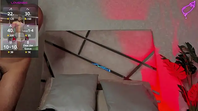 noah crux online show from March 11, 2025, 7:14 pm