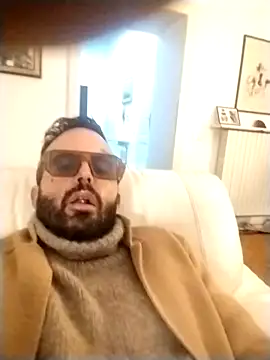 mistermaseratidick online show from December 4, 2024, 12:52 am