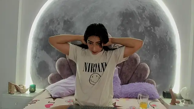 Valeria Fitness online show from December 13, 2025, 8:04 pm