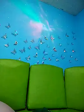 evelyn prince1 online show from September 15, 2025, 11:43 am