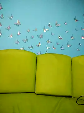 evelyn prince1 online show from October 19, 2025, 2:50 pm