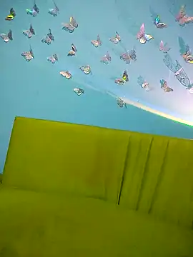 Snapshot of evelyn_prince1 chatting on February 10, 2026, 10:30 am evelyn prince1 online show from February 10, 2026, 10:30 am