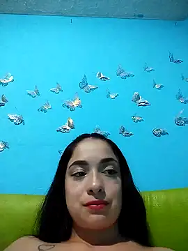 Snapshot of evelyn_prince1 chatting on February 27, 2026, 2:33 am evelyn prince1 online show from February 27, 2026, 2:33 am