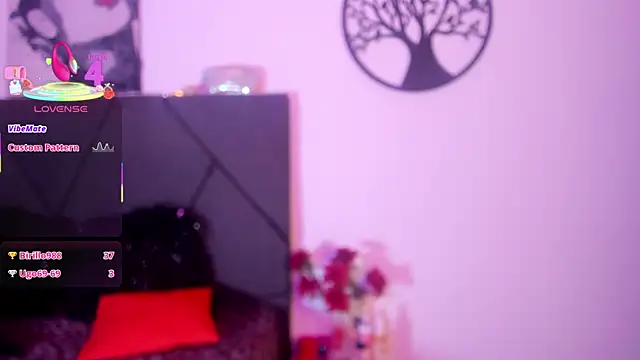 Snapshot of Camille_rose_ chatting on September 20, 2025, 10:27 am Camille rose online show from September 20, 2025, 10:27 am