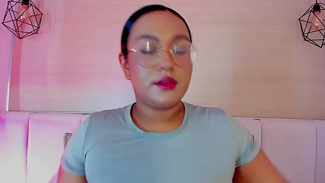 ellamontoya online show from January 14, 2026, 12:33 pm