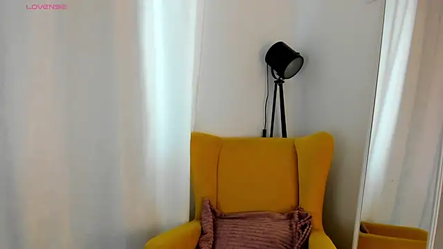 Snapshot of miissblonde chatting on March 26, 2026, 3:12 am miissblonde online show from March 26, 2026, 3:12 am