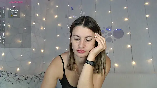 Snapshot of SuchAngel_ chatting on September 11, 2025, 2:44 am SuchAngel online show from September 11, 2025, 2:44 am