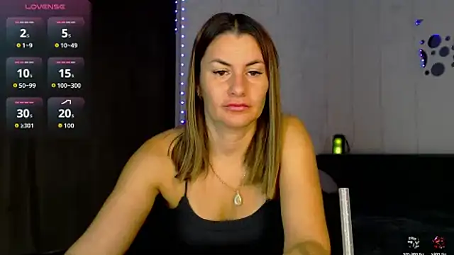 Snapshot of SuchAngel_ chatting on October 29, 2025, 2:25 am SuchAngel online show from October 29, 2025, 2:25 am