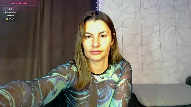 Snapshot of SuchAngel_ chatting on November 4, 2025, 2:32 am SuchAngel online show from November 4, 2025, 2:32 am